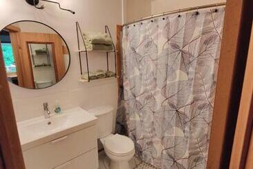 تختخواب و صبحانه Hummingbird Lodge Bnb
