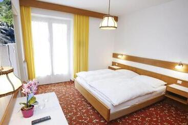 Bed and Breakfast Pföstlhof
