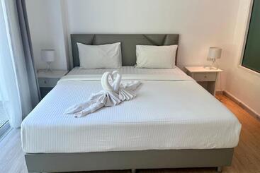 Grand Kamala Falls C3 12 Condo 2 Br Pool Access