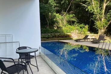 Grand Kamala Falls C3 12 Condo 2 Br Pool Access
