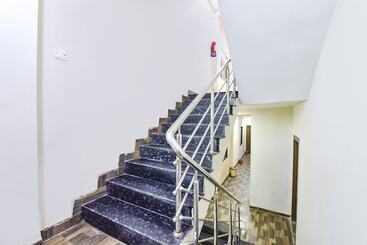فندق Fabexpress Nishesh Tower