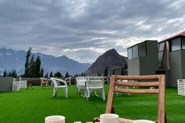 هتل Harriot Skardu