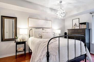 Liberty Village Townhouse