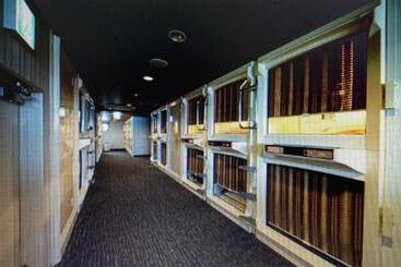 Male Only Capsule Hotel & Sauna G Topia Vacation Stay 28948v
