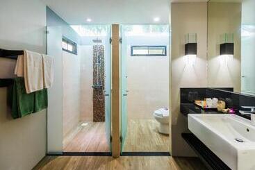 Nang Thong Bay Resort