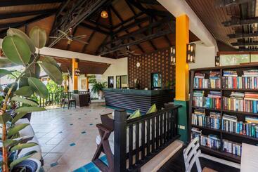 Nang Thong Bay Resort