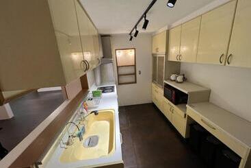 پانسیون Casa Hotel   Vacation Stay 17133