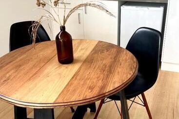 پانسیون Port Fairy Bnb The Yellow Suite