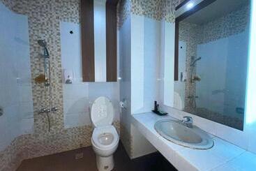 پانسیون Villa Zahira & House 2