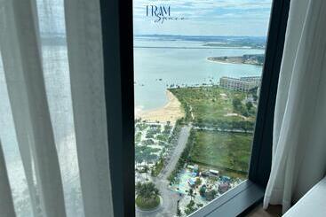 Trạm Space   Khách Sạn Căn Hộ View Biển