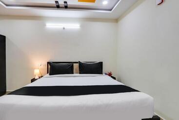 ホテル Super Collection O Bhagyalakshmi Suites