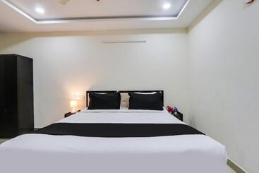 ホテル Super Collection O Bhagyalakshmi Suites
