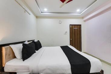 ホテル Super Collection O Bhagyalakshmi Suites