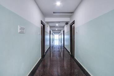 ホテル Super Collection O Bhagyalakshmi Suites