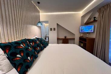 Pao Pao Hotel & Beach Club