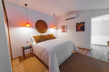 Pao Pao Hotel & Beach Club