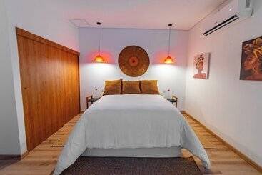 Pao Pao Hotel & Beach Club