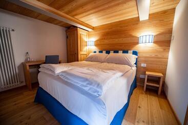 هتل Agriturismo Montana Fold