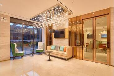 هتل City Comfort Inn Liuzhou Wuling Liutai Road