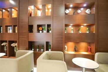 هتل City Comfort Inn Wuhan East Lake Scenic Area Happy Valley