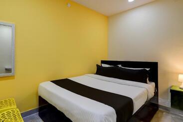 ホテル Oyo Dolphin Inn Residency