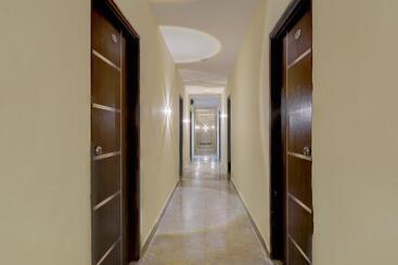 ホテル Oyo Dolphin Inn Residency