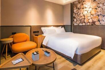 Zmax Hotel Yan An Baimi Avenue Baotashan