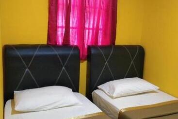 هاستل Perhentian Warisan Pulau Perhentian Besut Terengganu Malaysia