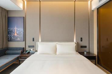 Atour Hotel Quzhou Nankong