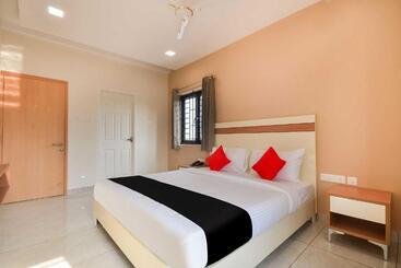 Fabhotel Virksham I