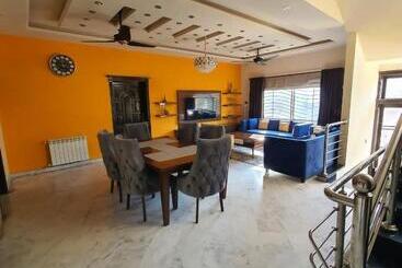 پانسیون Dazzy Dream Guest House