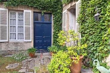 تختخواب و صبحانه Jardin Et Hotel Particulier