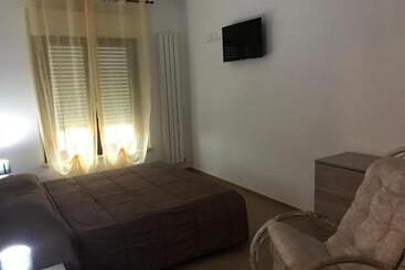 تختخواب و صبحانه Villa Carmen