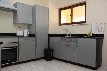 هتل Golden Beach Resort A051