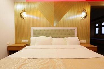 هتل Jaisal Inn   Pure Veg