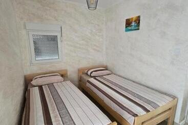 پانسیون Apartman Turkovic