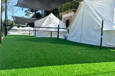 پانسیون Dnamie Glamping   Lux Tent