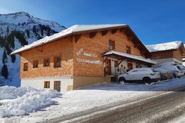 پانسیون Haus Roswitha