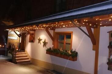 پانسیون Haus Roswitha
