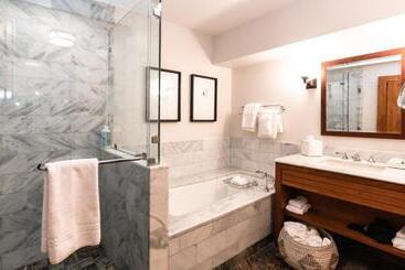 استراحتگاه 1537a 2bdrm Starr
