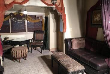 1884 Wildwood Bed And Breakfast Inn