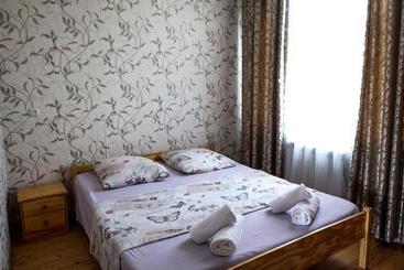 Family Mini Hotel Martirosyan S And Tours