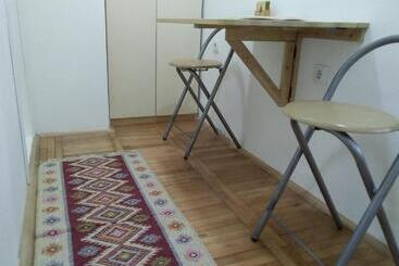 پانسیون Guest House Isidora