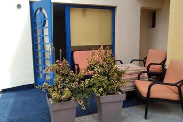 پانسیون Guest House Isidora