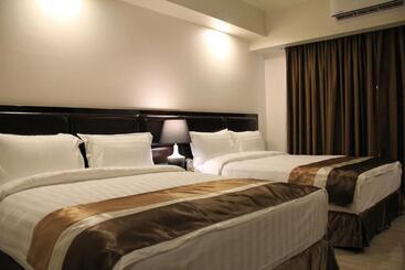 هتل Savannah Resort