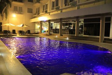 هتل Savannah Resort