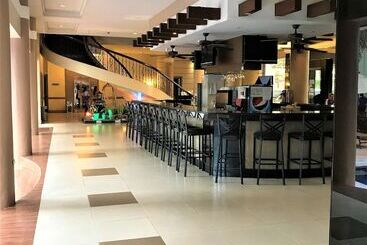 هتل Savannah Resort