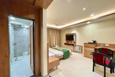 New Hotel Rockbay In Puri ! Swimming Pool, Near Sea Beach And Temple Fully Air Conditioned Hotel Wit