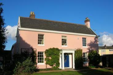 ベッドアンドブレックファースト Grange Farm House