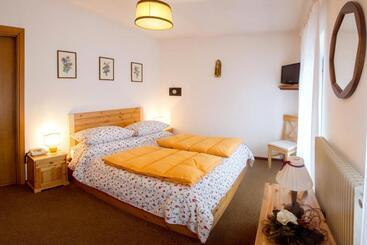 هتل Albergo Cavallino